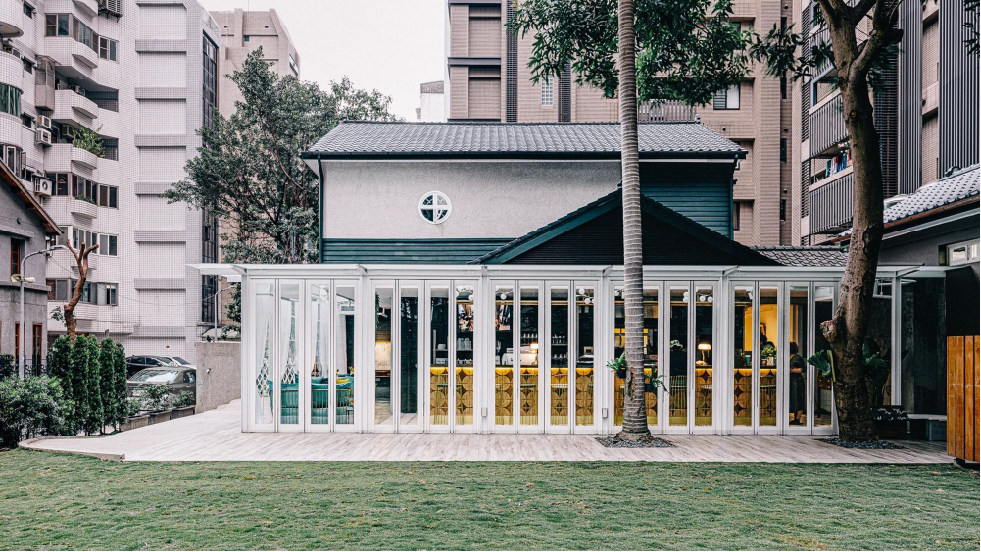 CEO 1950 總裁藝文空間。