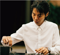 詩演出《說吧，香港》導演暨音樂統籌黃思農